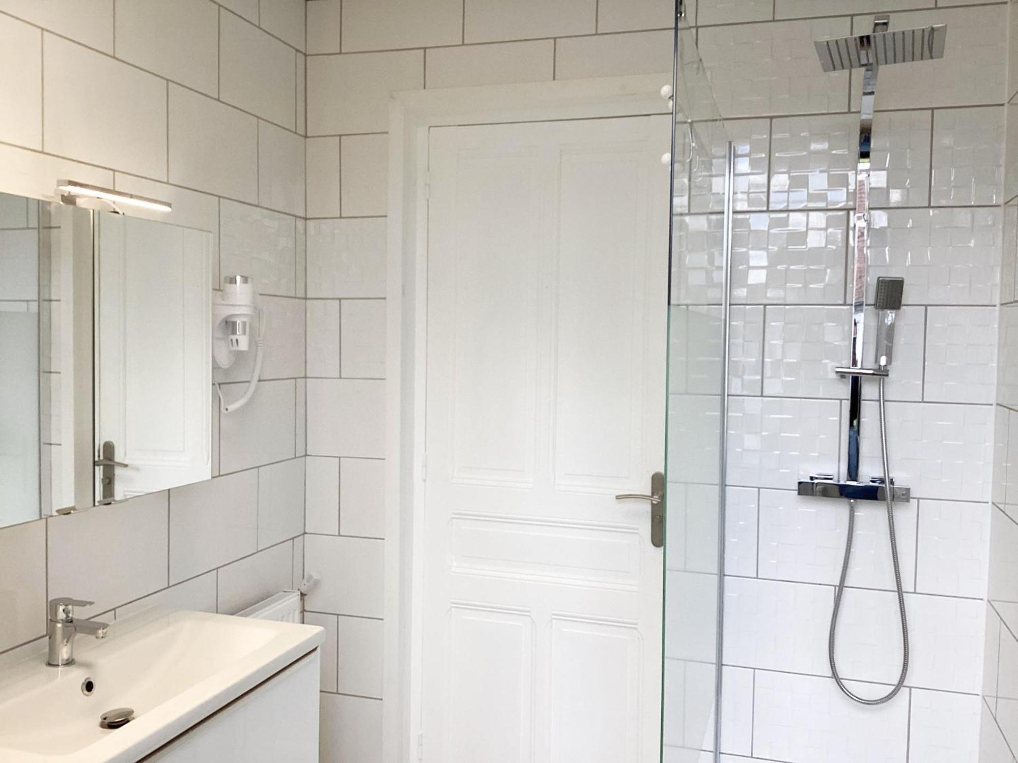 Appartement Stella 95 M2 Climatise Parking Proche Sanctuaires Lourdes Exteriör bild
