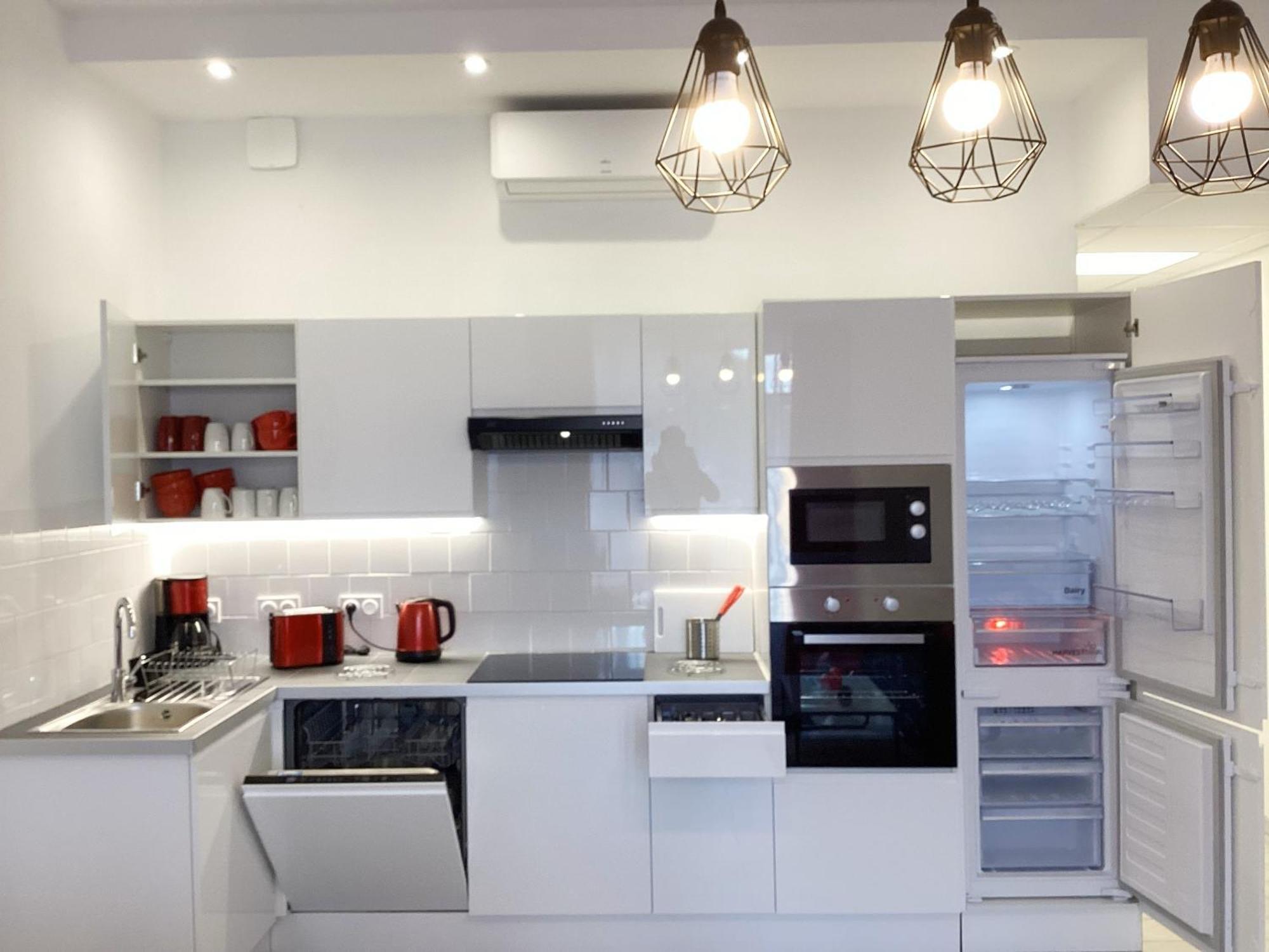 Appartement Stella 95 M2 Climatise Parking Proche Sanctuaires Lourdes Exteriör bild